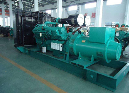 秀峰800kw康明斯柴油发电机组
